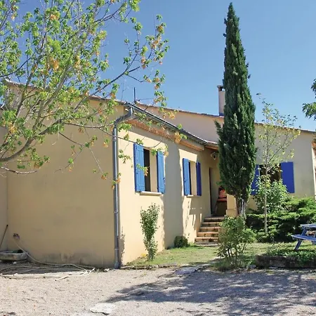 Awesome In With Heated Swimming Pool Сasa de vacaciones *